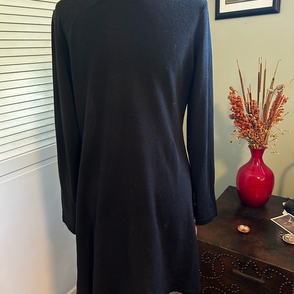 Beautiful cowl neck black sweater dress with black and white sleeves and collar. - Picture 6 of 6